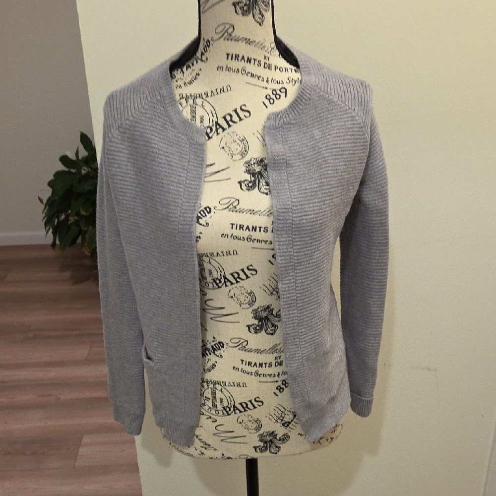 Cyrus Women's Heather Gray Open-Front Sweater